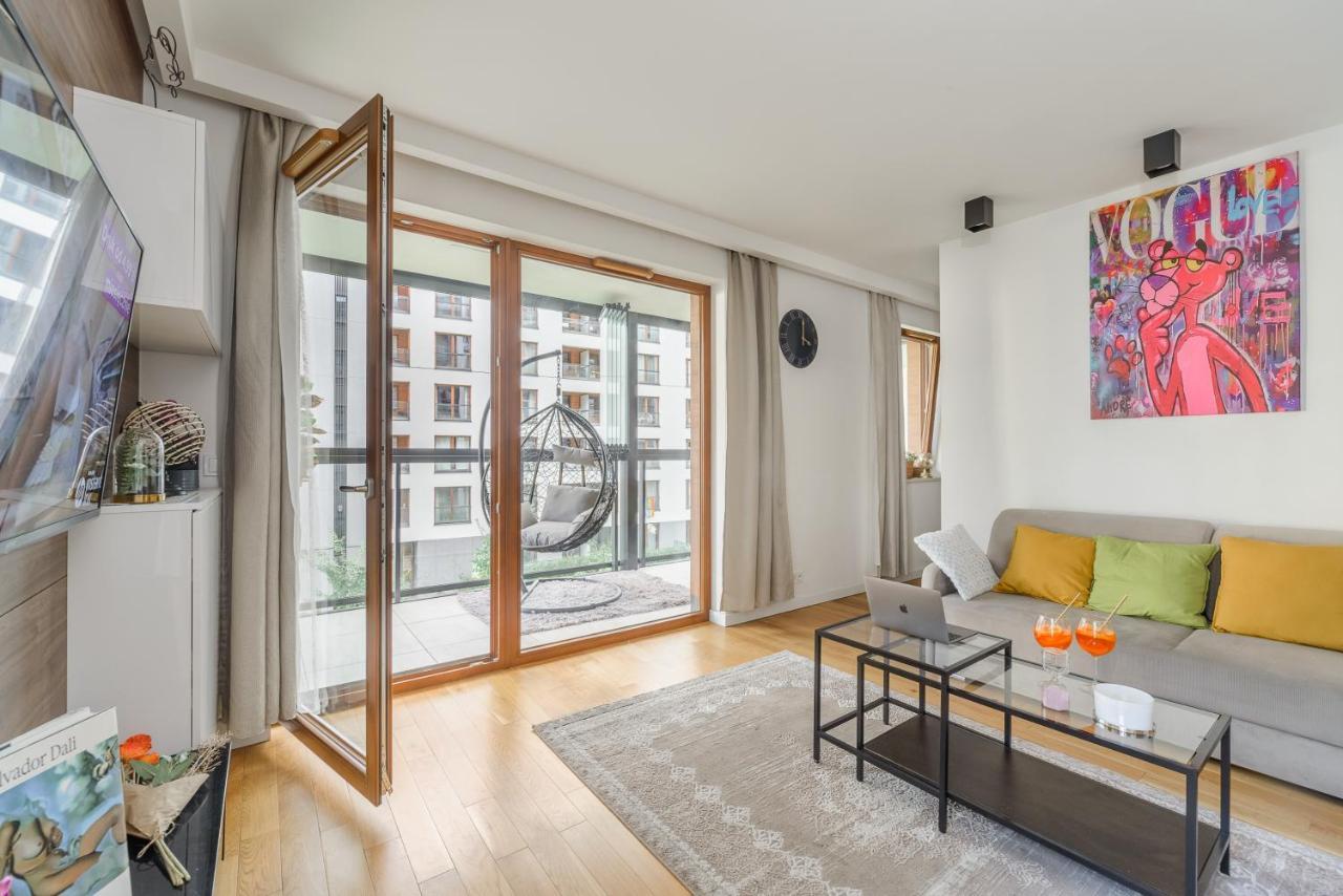 Modern Apartments With Access To The Pool Near Rondo Daszynskiego Station Warschau Buitenkant foto