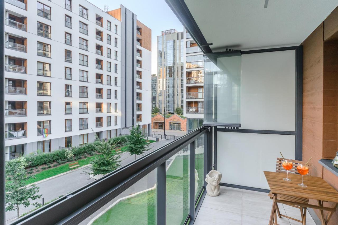 Modern Apartments With Access To The Pool Near Rondo Daszynskiego Station Warschau Buitenkant foto
